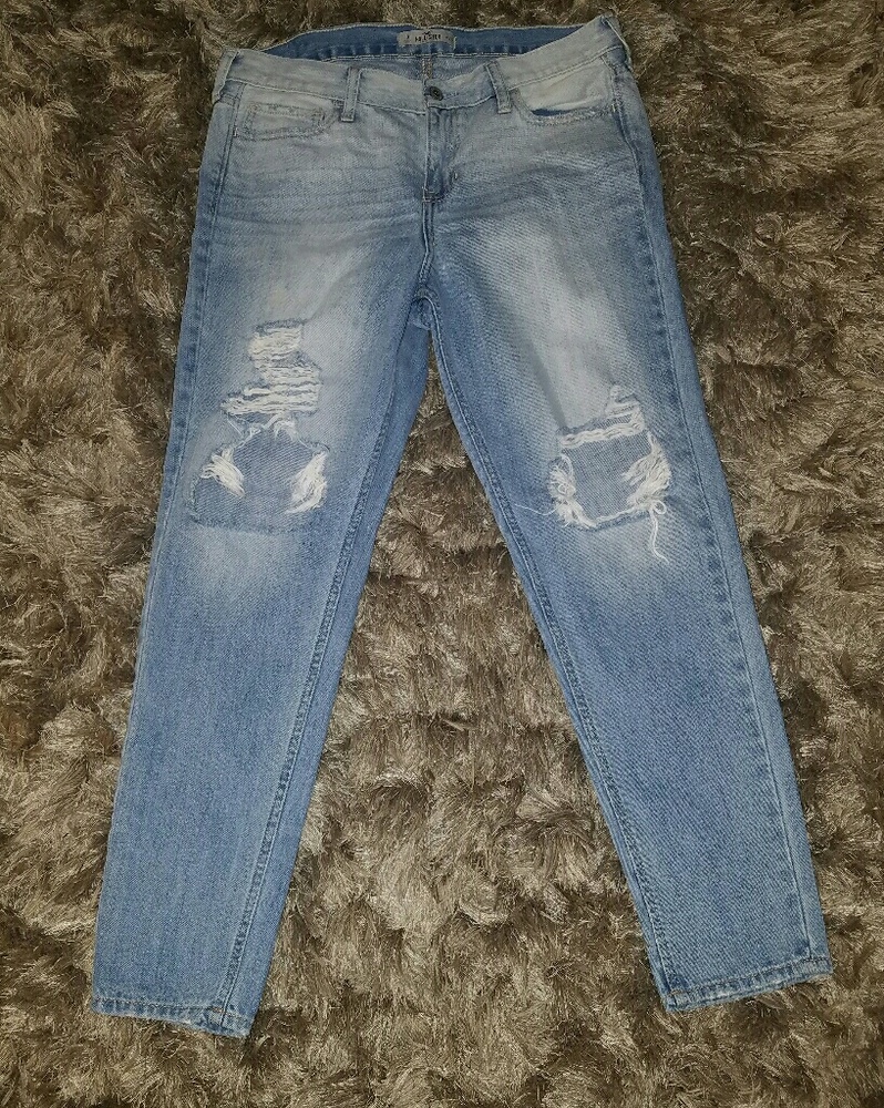 New Hollister jeans size 9